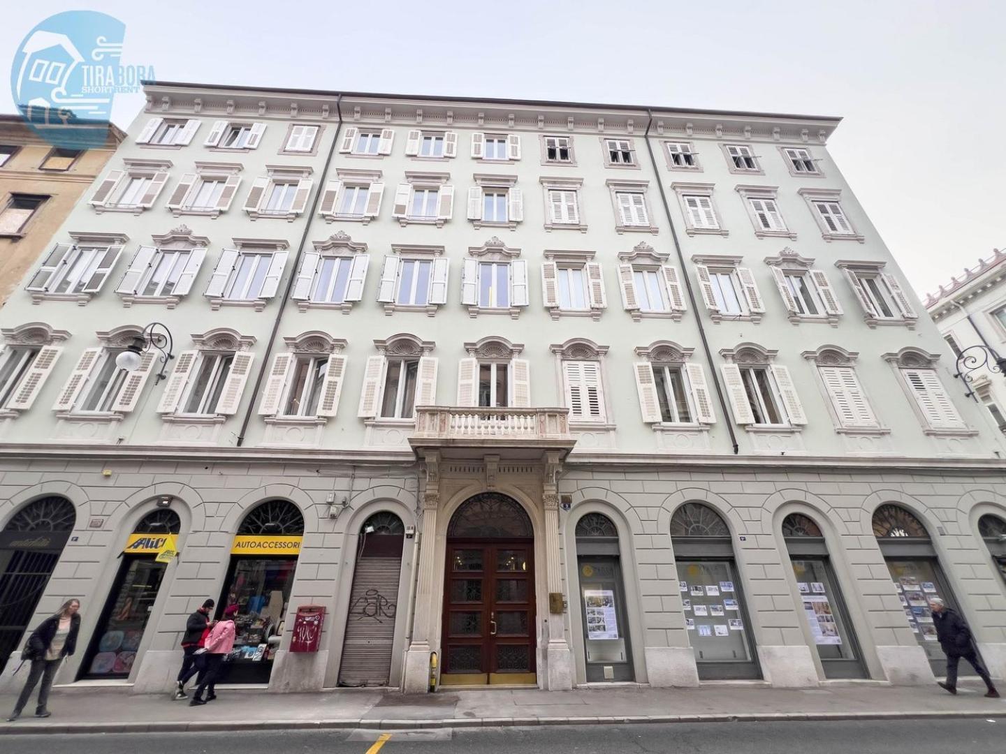 Mazzini 9 Tirabora Short Rent Daire Trieste Dış mekan fotoğraf