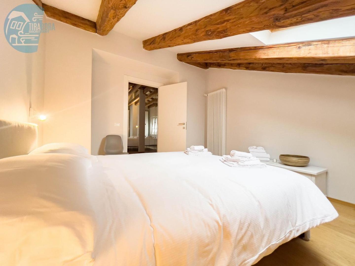 Mazzini 9 Tirabora Short Rent Daire Trieste Dış mekan fotoğraf